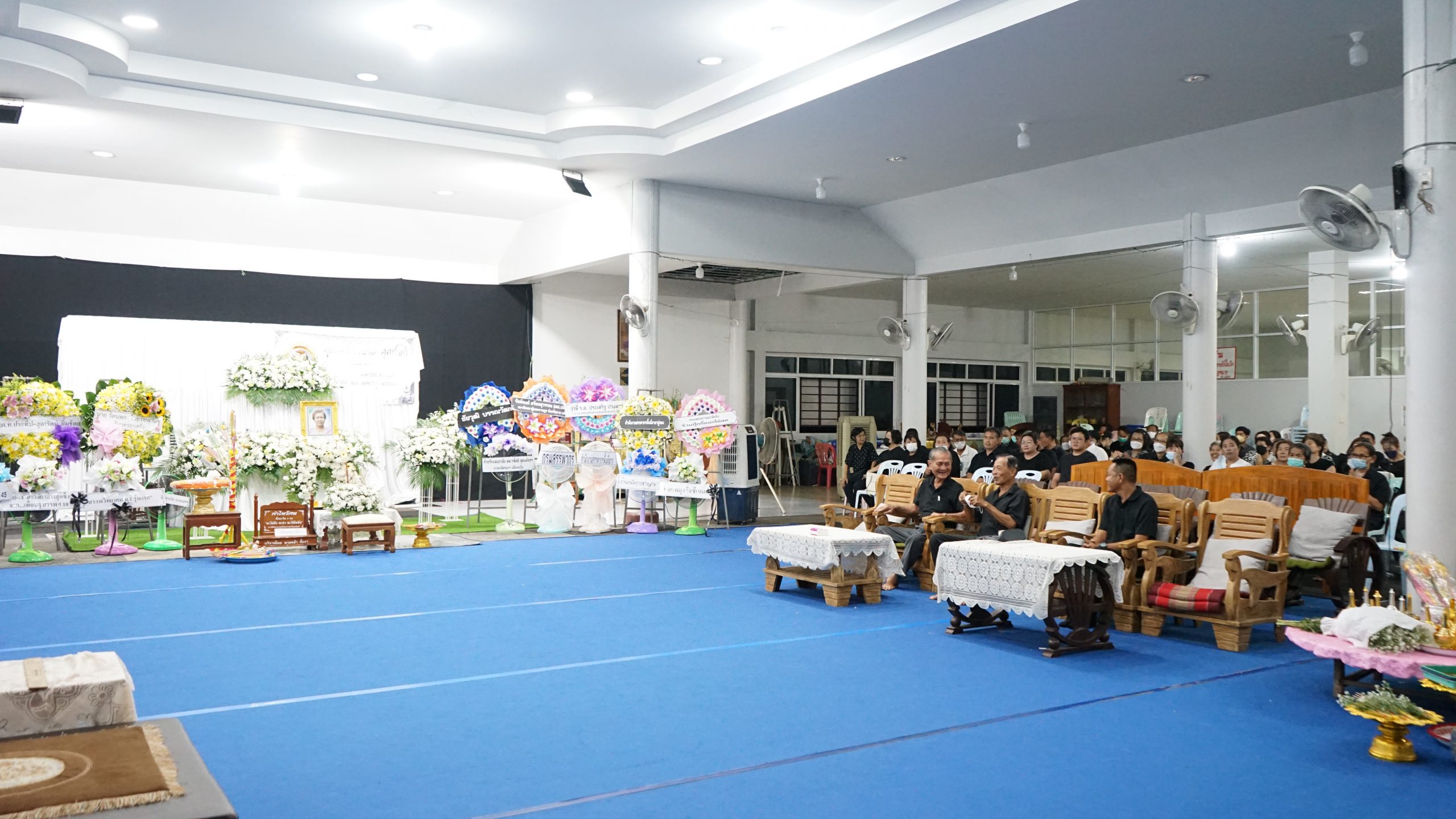 โรงเรียนสรรพวิทยาคม ร่วมวางพวงหรีดเคารพศพคุณแม่คำบาง คุณโชติ คุณแม่ของคุณครู อมรรัตน์ คุณโชติ
