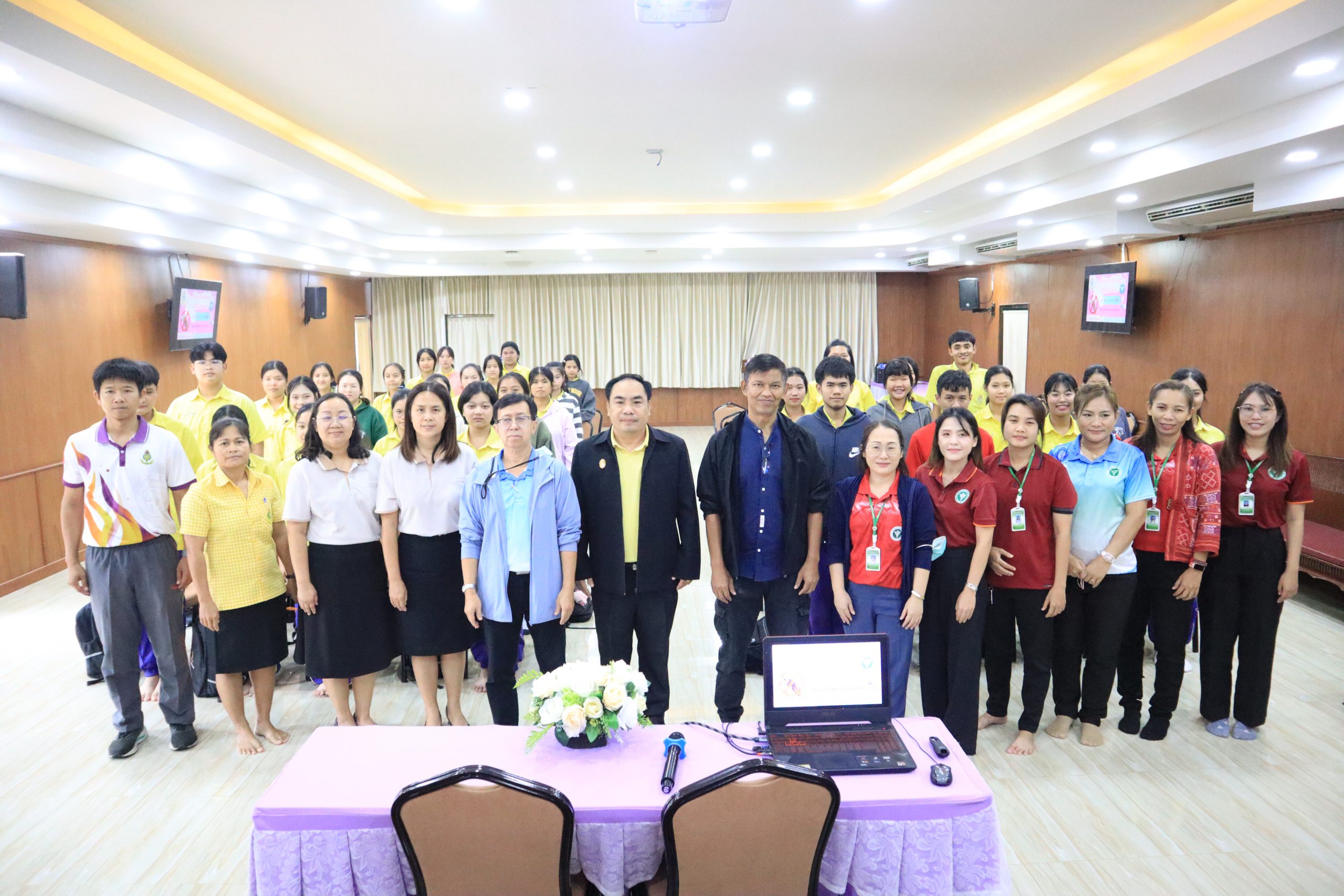 โรงเรียนสรรพวิทยาคม ร่วมกับโรงพยาบาลแม่สอด จัดกิจกรรมอบรมให้ความรู้ โรคไข้เลือดออก