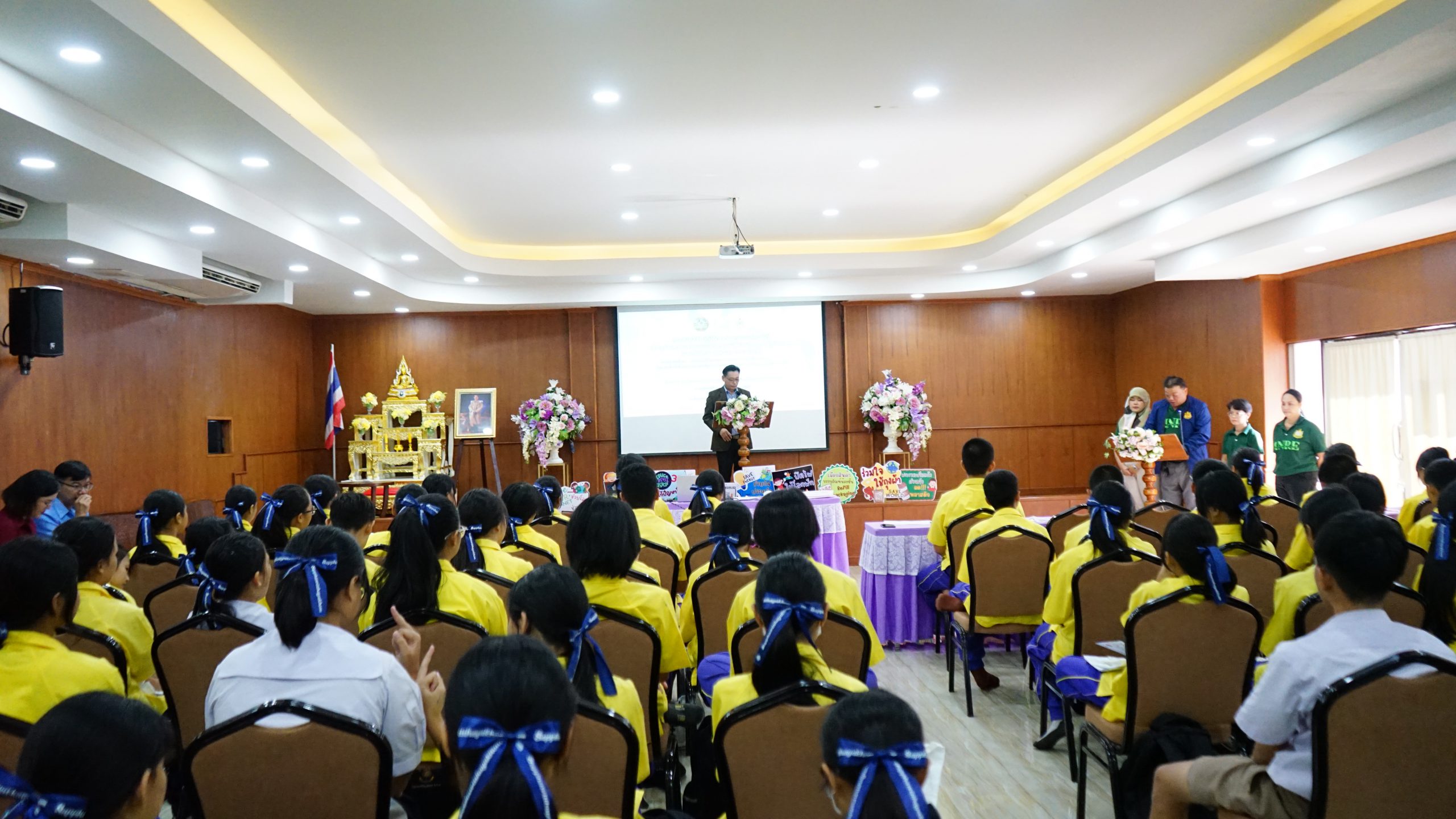 โรงเรียนสรรพวิทยาคม จัดกิจกรรมการอบรมเชิงปฎิบัติการถ่ายทอดองค์ความรู้เพื่อเตรียมความพร้อมรับมือต่อการเปลี่ยนแปลงสภาพภูมิอากาศในสถานศึกษา รุ่นที่ ๒