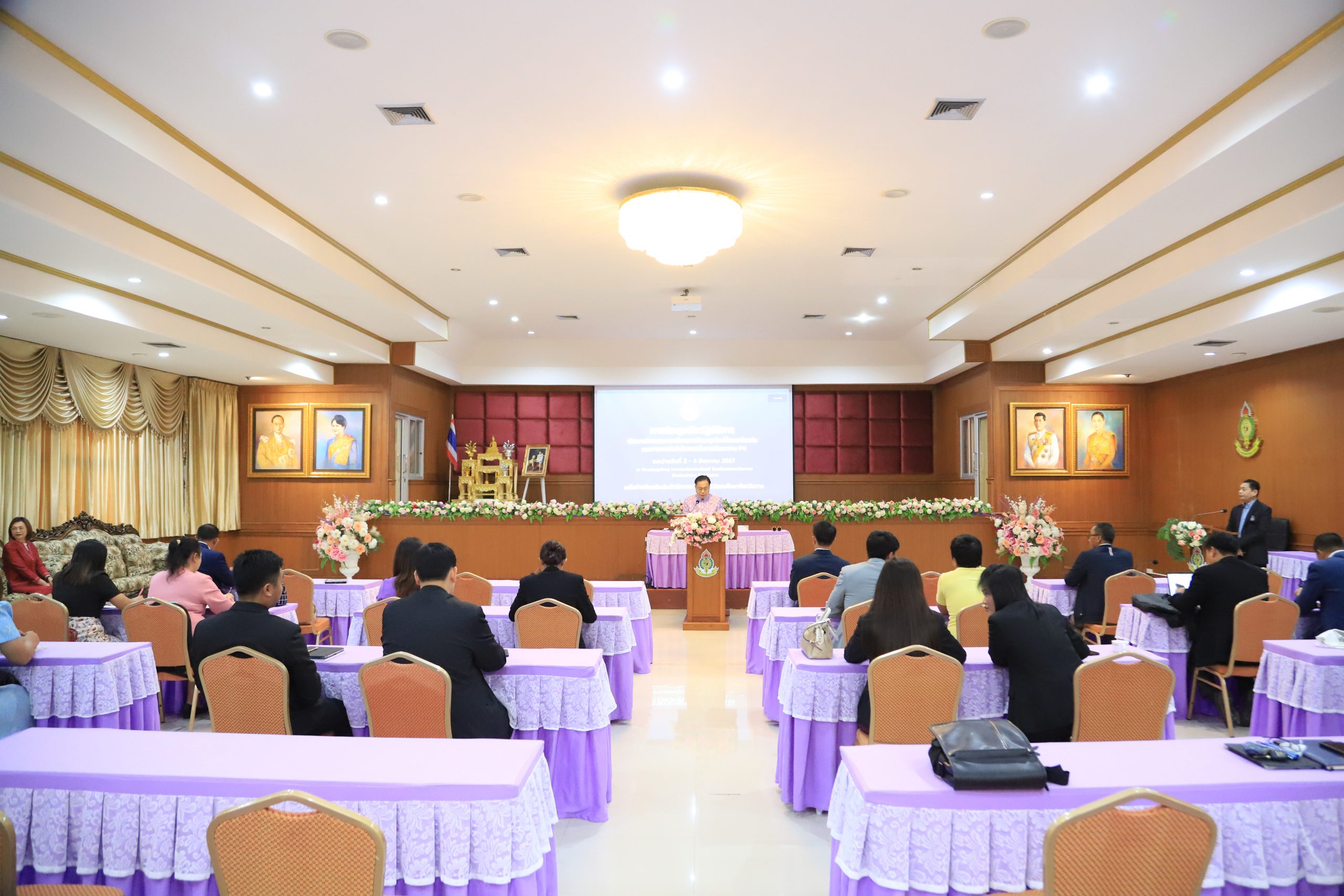 โรงเรียนสรรพวิทยาคม ร่วมการประชุมเชิงปฏิบัติการพัฒนานวัตกรรมการบริหารการศึกษายุคใหม่ที่สอดคล้องกับแนวทางการจัดทำข้อตกลงในการพัฒนางาน (PA)