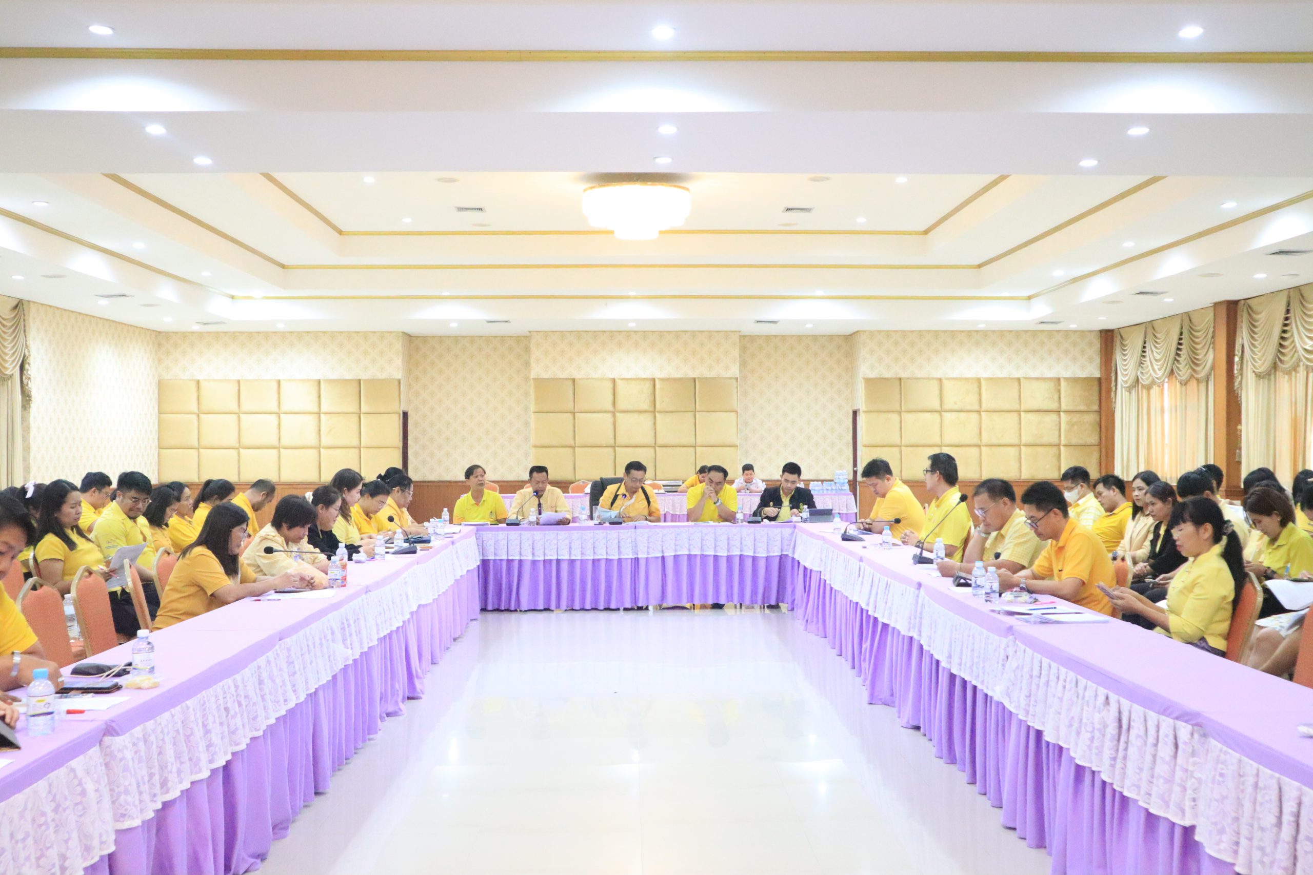 โรงเรียนสรรพวิทยาคม จัดการประชุมครูและบุคลากรทางการศึกษา ครั้งที่ ๘ / ๒๕๖๗