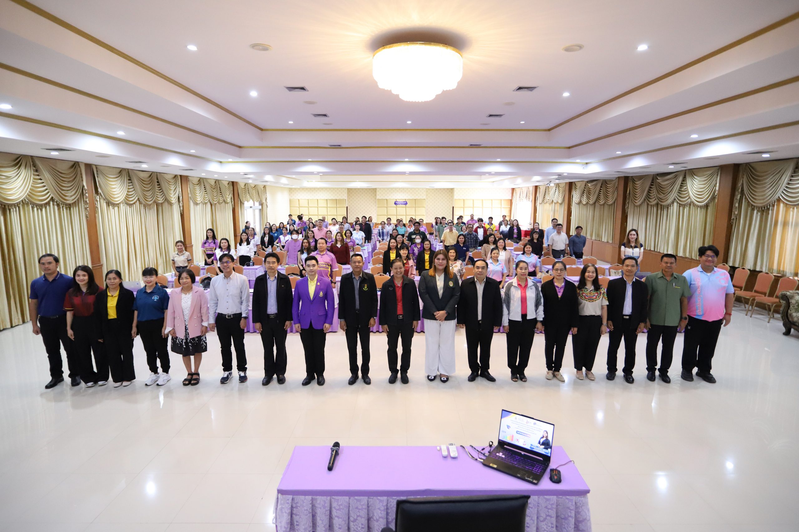 โรงเรียนสรรพวิทยาคม ได้จัดกิจกรรม “การอบรมเสริมสร้างสมรรถนะครูและบุคลากรทางการศึกษาตามมาตรฐานความสามารถทางภาษาอังกฤษ (CEFR)”