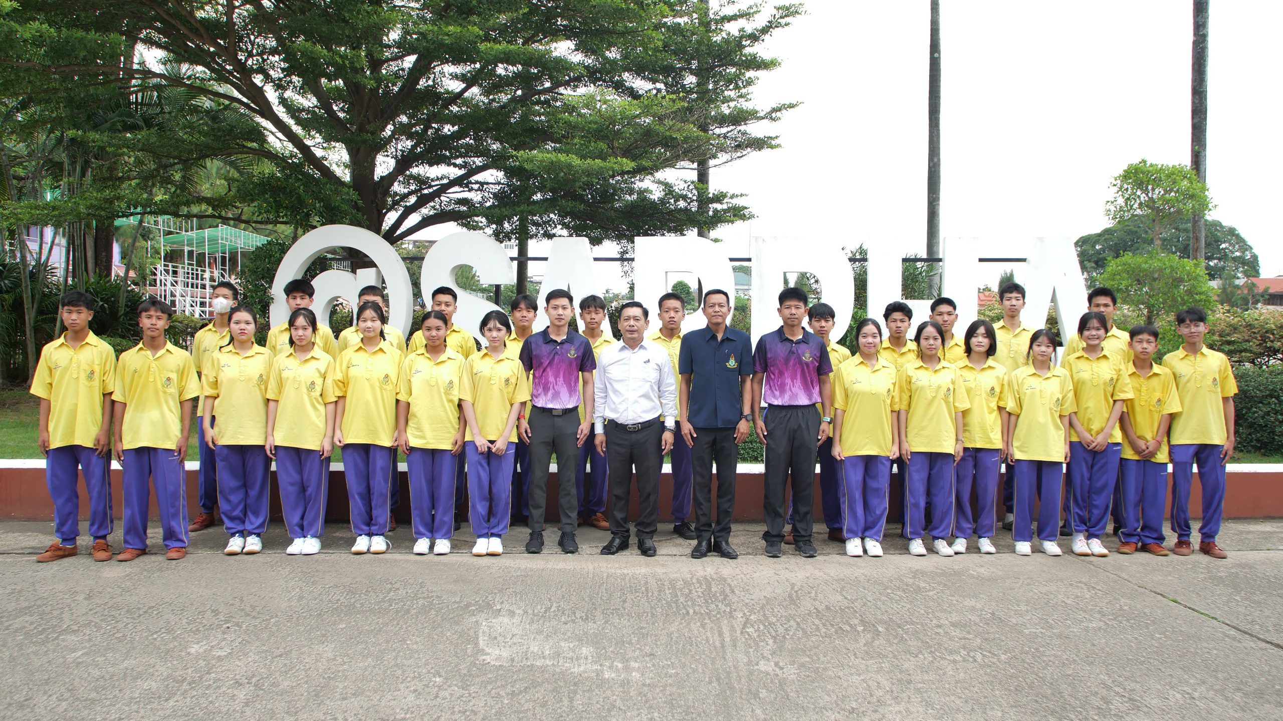 โรงเรียนสรรวิทยาคม โดยนายกฤษณะ เครืออยู่ผู้อำนวยการโรงเรียนสรรพวิทยาคม และผู้บริหาร ได้กล่าวให้โอวาทเพื่อเป็นขวัญกำลังใจให้กับทัพนักกรีฑาโรงเรียนสรรพวิทยาคม