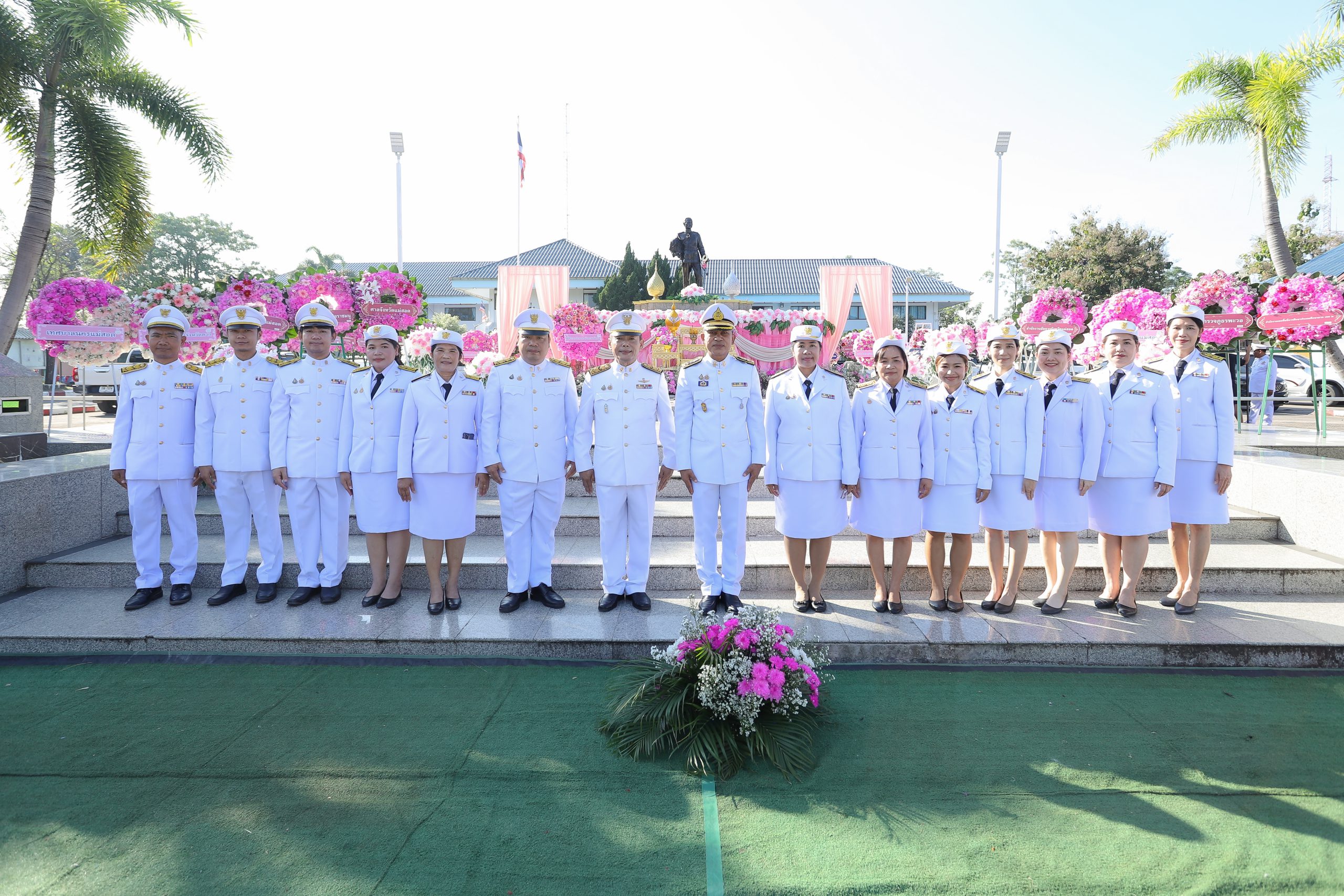 โรงเรียนสรรพวิทยาคม ได้เข้าร่วมพิธีวางพวงมาลา เนื่องในวันปิยมหาราช