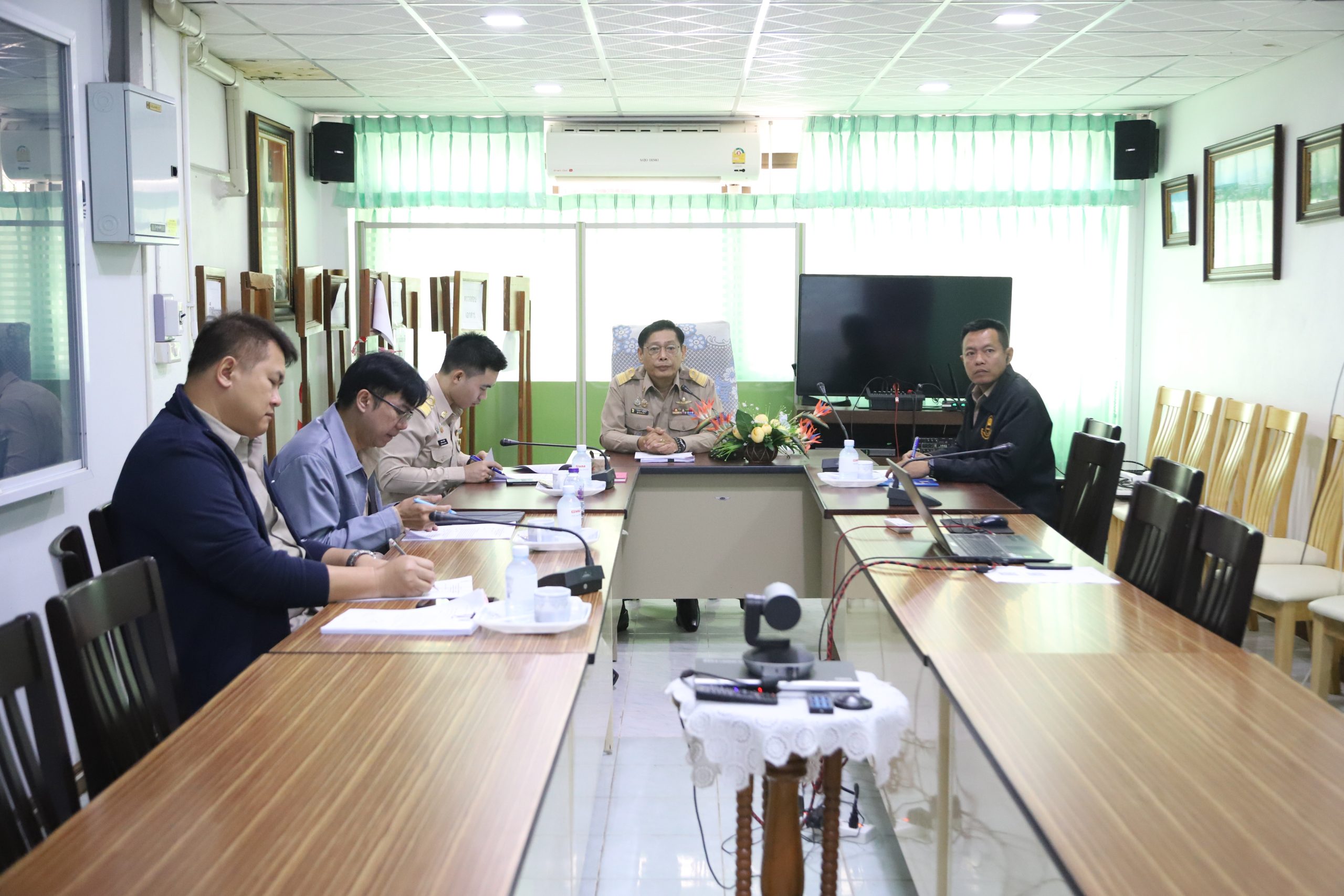 โรงเรียนสรรพวิทยาคม ร่วมประชุมคณะกรรมการพิจารณาการเก็บเงินบำรุงการศึกษา ประจำปีการศึกษา ๒๕๖๙ ผ่านระบบออนไลน์