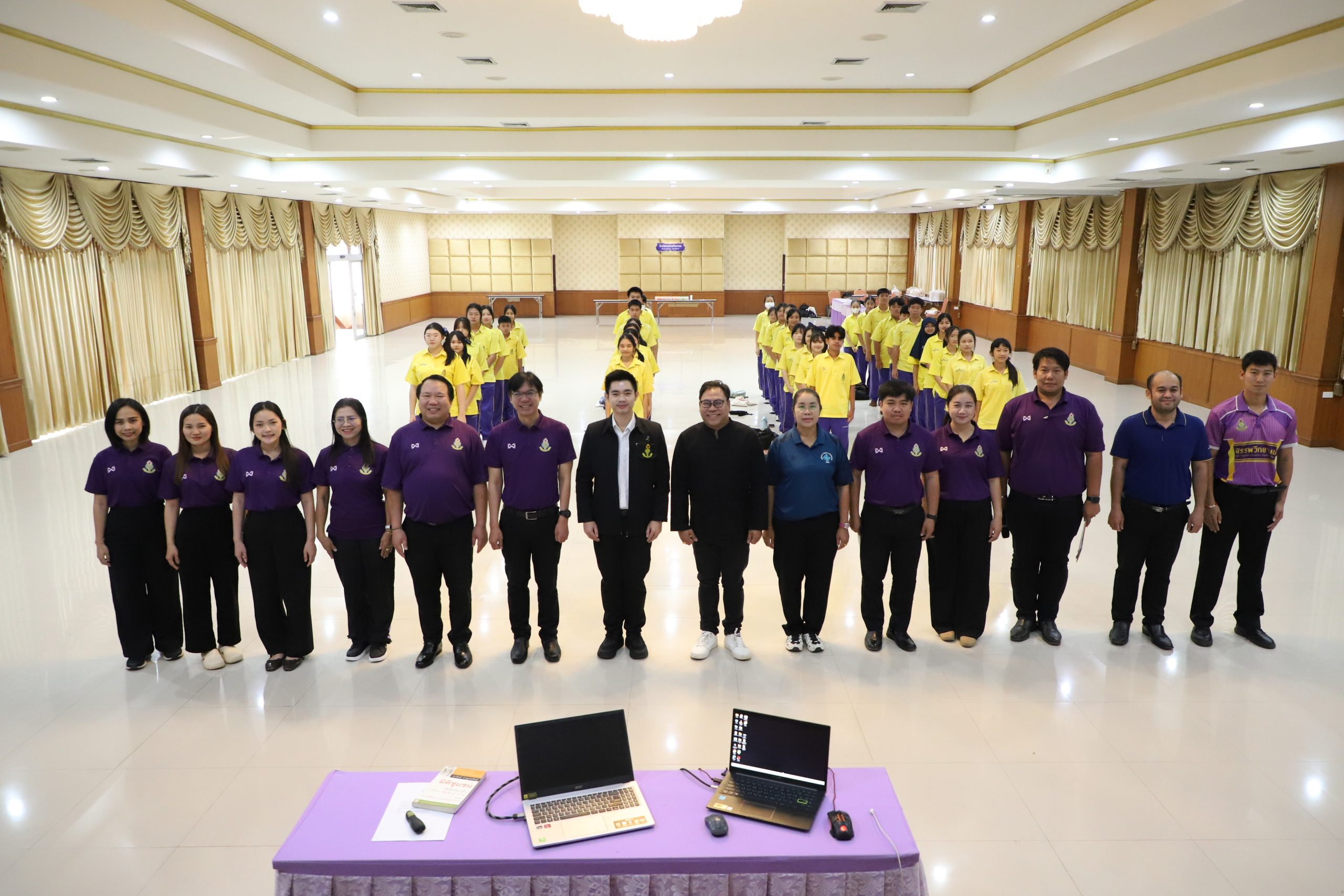 โรงเรียนสรรพวิทยาคม จัดกิจกรรม “เจาะกะลาให้ทะลุด้วยวิชาสังคมศึกษาแนวใหม่ เพื่อสร้างสังคมฐานความรู้ในศตวรรษที่ ๒๑” ปีที่ ๓ ประจำปีการศึกษา ๒๕๖๘